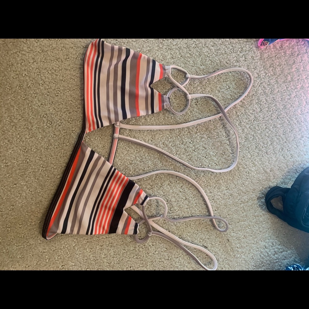 Acacia Swimwear Top - Picture 1 of 4